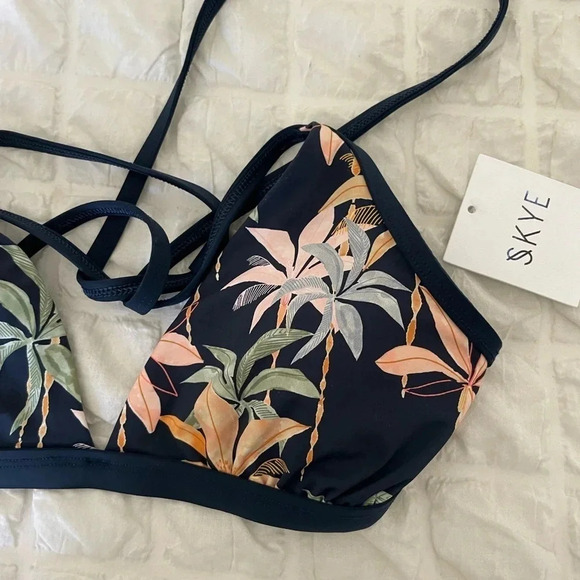 Skye palms swimsuit top - Picture 3 of 5